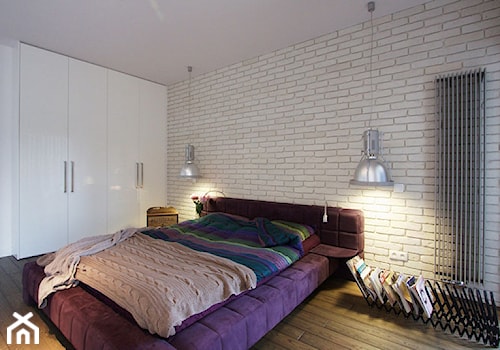 Mokotów Soft Loft - Średnia biała sypialnia, styl nowoczesny - zdjęcie od Soma Architekci