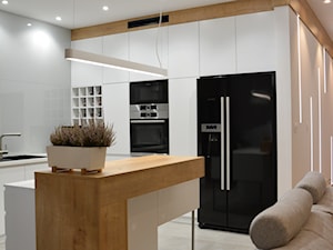 Realizacja wnętrz domu jednorodzinnego w Warszawie - Kuchnia, styl nowoczesny - zdjęcie od Mart-Design Architektura Wnętrz