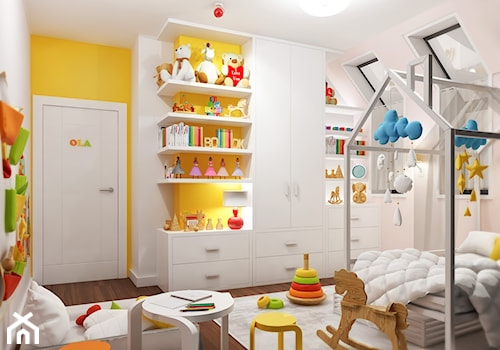 Projekt wnętrz domu w Warszawie - Średni biały żółty pokój dziecka dla dziecka dla chłopca, styl tradycyjny - zdjęcie od KJ Architekci