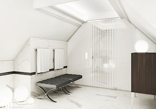 Przebudowa wnętrz willi w stylu glamour - Średnia na poddaszu bez okna z lustrem łazienka, styl glamour - zdjęcie od KJ Architekci