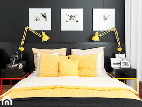 Aranżacje wnętrz - Sypialnia: Mieszkanie Architekta - Średnia czarna sypialnia, styl nowoczesny - Black Oak Studio. Przeglądaj, dodawaj i zapisuj najlepsze zdjęcia, pomysły i inspiracje designerskie. W bazie mamy już prawie milion fotografii!