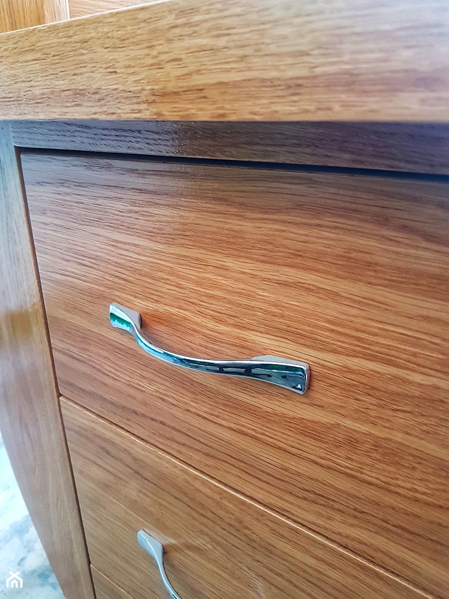 Drewniane dodatki użyte w naszych biurkach - zdjęcie od Rekreator Design