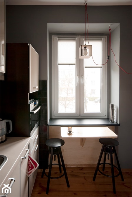 mała kuchnia - zdjęcie od Za murami za dachami