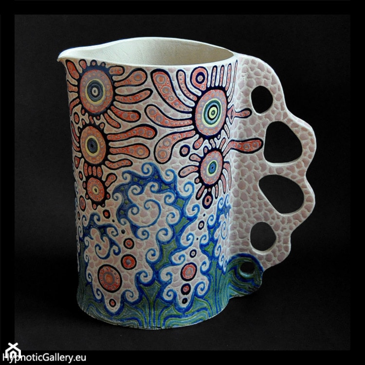 Dekoracja ceramiczny dzbanek - zdjęcie od hypnotic - Homebook
