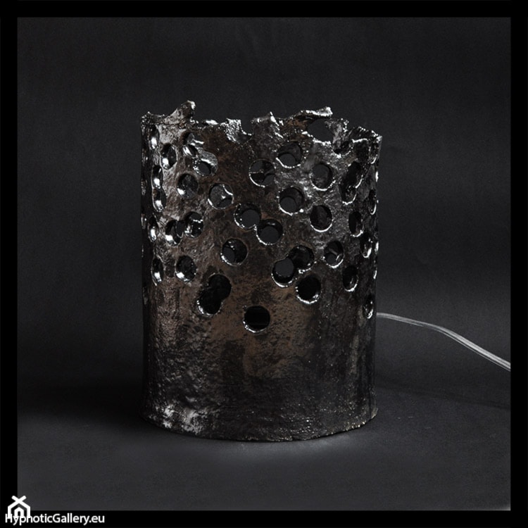 Metaliczna lampa ceramiczna - zdjęcie od hypnotic