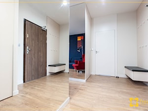 Realizacja:: Mieszkanie 90m2 w Krakowie - Średni z wieszakiem biały hol / przedpokój, styl nowoczesny - zdjęcie od freshR - pracownia projektowa