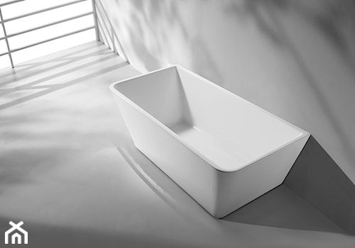 Nowoczesna łazienka z wanną Mobi Origami - zdjęcie od Multiwnętrza
