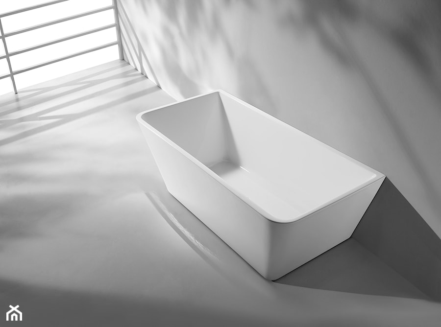 Nowoczesna łazienka z wanną Mobi Origami - zdjęcie od Multiwnętrza