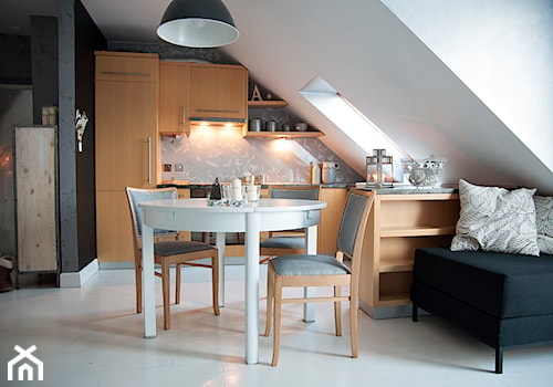 Gdynia Miła - Średnia biała czarna jadalnia w kuchni, styl skandynawski - zdjęcie od Studio LOKO