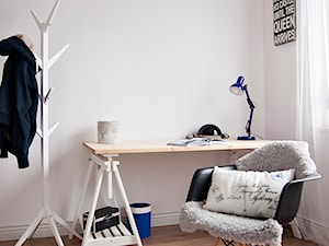 Gdańsk Garnizon - Średnie w osobnym pomieszczeniu białe biuro, styl skandynawski - zdjęcie od Studio LOKO