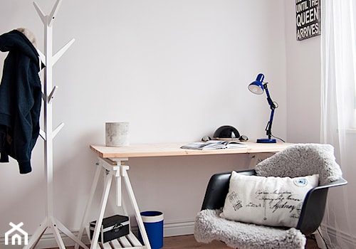 Gdańsk Garnizon - Średnie w osobnym pomieszczeniu białe biuro, styl skandynawski - zdjęcie od Studio LOKO