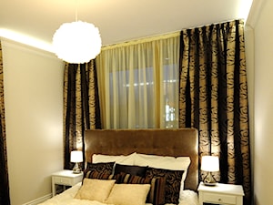 Apartament na Kazimierzu - Mała beżowa sypialnia, styl tradycyjny - zdjęcie od AgiDesign