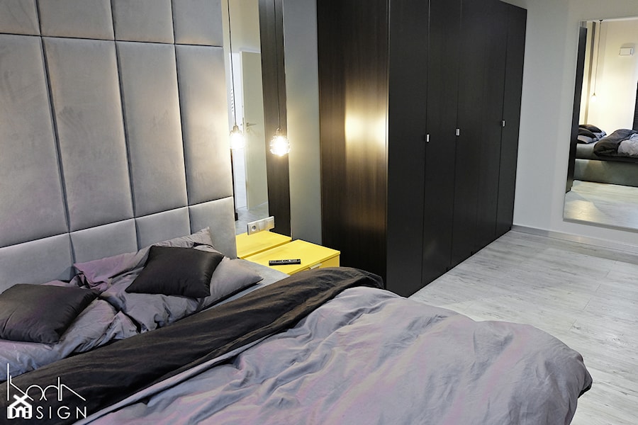 Mieszkanie z Salvadorem Dali - Średnia biała szara sypialnia, styl industrialny - zdjęcie od KODA DESIGN studio projektowe Dawid Kotuła