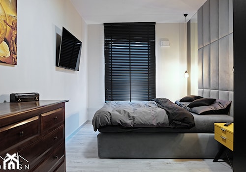 Mieszkanie z Salvadorem Dali - Średnia beżowa biała sypialnia, styl industrialny - zdjęcie od KODA DESIGN studio projektowe Dawid Kotuła