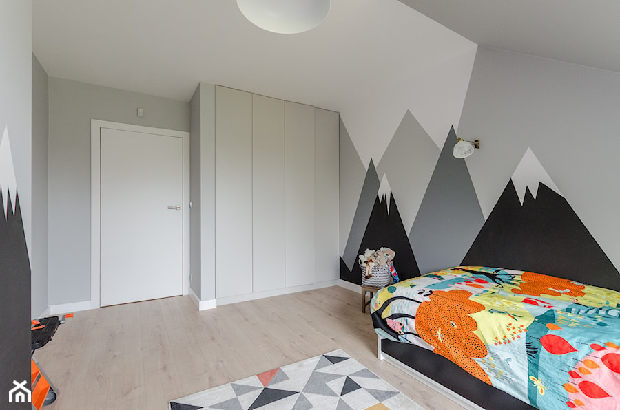 Projekt domu w okolicach Poznania ok. 120 m2 - Duży biały czarny szary pokój dziecka dla dziecka dla nastolatka dla chłopca, styl nowoczesny - zdjęcie od Architektownia