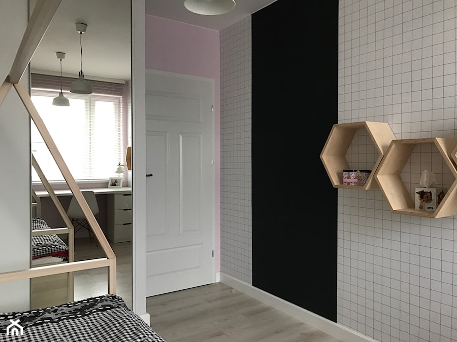 Metamorfoza mieszkania - od stanu deweloperskiego pod klucz - Średni czarny szary pokój dziecka dla dziecka dla nastolatka dla chłopca dla dziewczynki, styl skandynawski - zdjęcie od Architektownia