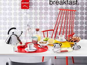 Śniadanie z ikonami designu - zdjęcie od Interiore.pl