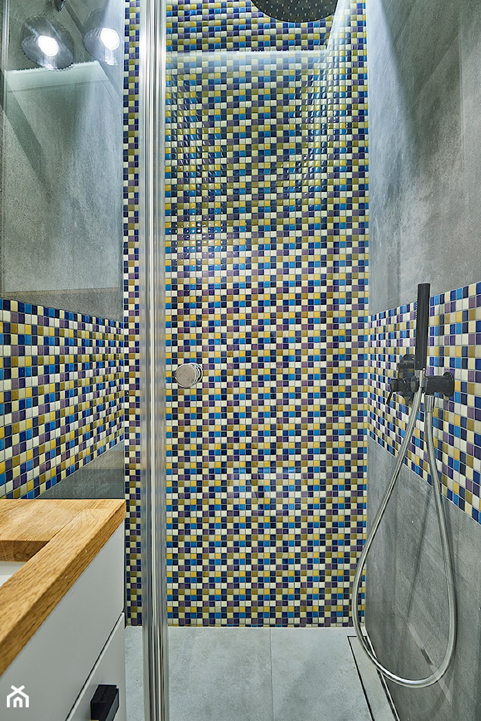 Szachownica w łazience - zdjęcie od Trufle Mozaiki - Homebook