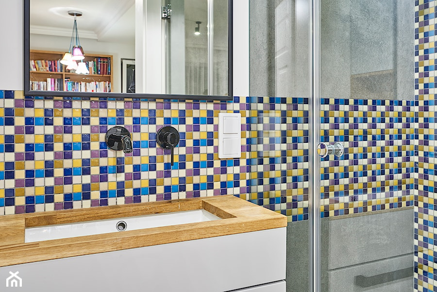 Szachownica w łazience - zdjęcie od Trufle Mozaiki