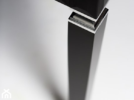Aranżacje wnętrz - Domy: AVANT-GARDE Black Table - Art Sublime. Przeglądaj, dodawaj i zapisuj najlepsze zdjęcia, pomysły i inspiracje designerskie. W bazie mamy już prawie milion fotografii!
