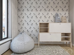 DZIEWCZĘCA SKANDYNAWIA - Średni biały szary pokój dziecka dla dziecka, styl skandynawski - zdjęcie od UTOO- pracownia architektury wnętrz i krajobrazu