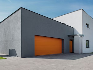 bramy garażowe - Domy, styl nowoczesny - zdjęcie od WIŚNIOWSKI