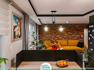 metamorfoza mieszkania w bloku - Salon, styl industrialny - zdjęcie od hihome