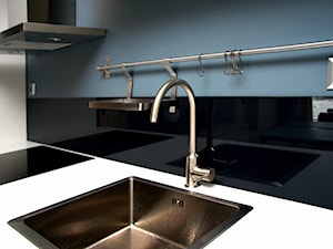 Szkło powiększające - Kuchnia, styl minimalistyczny - zdjęcie od Biuro Twórczej Aranżacji BTA