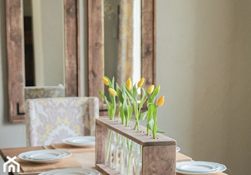 Mała szara jadalnia jako osobne pomieszczenie, styl rustykalny - zdjęcie od DIY