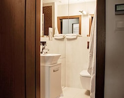 Dom jednorodzinny 160m2 - Mała bez okna z lustrem z punktowym oświetleniem łazienka, styl nowoczesn ... - zdjęcie od MASTERHOME GROUP - Homebook