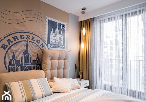 Mieszkanie ze szczyptą klasyki - Średnia beżowa szara sypialnia, styl skandynawski - zdjęcie od Inside Story