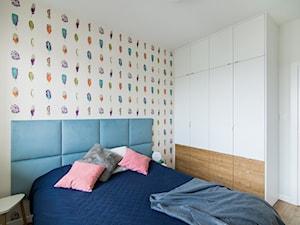 Na Bielanach - Średnia biała sypialnia, styl skandynawski - zdjęcie od Inside Story