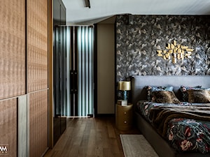 SESJA TORUŃ - Średnia czarna szara sypialnia, styl glamour - zdjęcie od FAMM DESIGN
