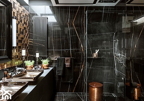 SESJA TORUŃ - Średnia bez okna z lustrem z dwoma umywalkami z marmurową podłogą łazienka, styl glamour - zdjęcie od FAMM DESIGN