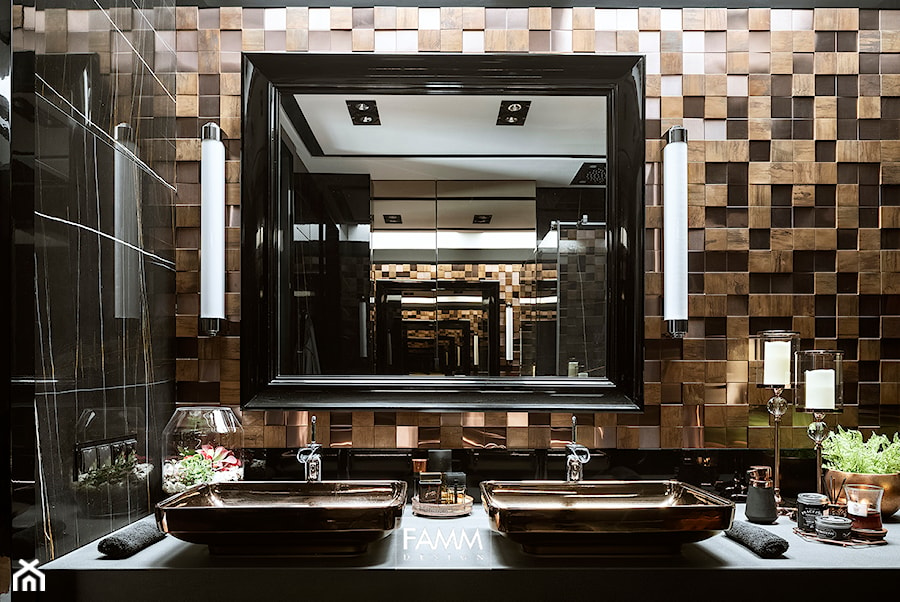 SESJA TORUŃ - Średnia bez okna z lustrem z dwoma umywalkami z punktowym oświetleniem łazienka, styl glamour - zdjęcie od FAMM DESIGN