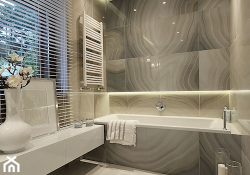 Średnia łazienka z oknem, styl minimalistyczny - zdjęcie od FAMM DESIGN