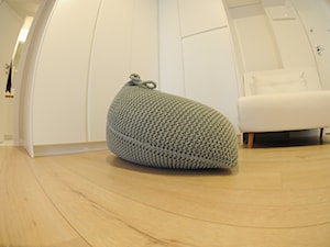 Pleciona sofa i siedzisko rozkadane na wejście - zdjęcie od Dizajnia art - studio projektowe