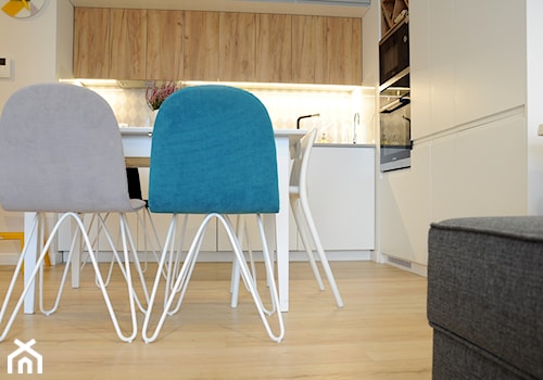 Krzesła tapicerowane - zdjęcie od Dizajnia art - studio projektowe