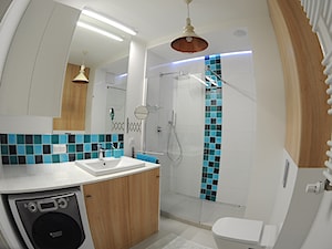 MORSKA ŁAZIENKA - Średnia bez okna z pralką / suszarką łazienka, styl nowoczesny - zdjęcie od Dizajnia art - studio projektowe