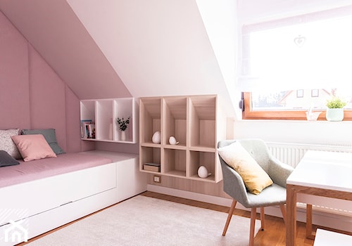 Pudrowo-miętowy pokój 6-letniej Zosi - Mały biały różowy pokój dziecka dla dziecka dla nastolatka dla dziewczynki, styl nowoczesny - zdjęcie od PX3 Pracownia Projektowa Prokopowicz