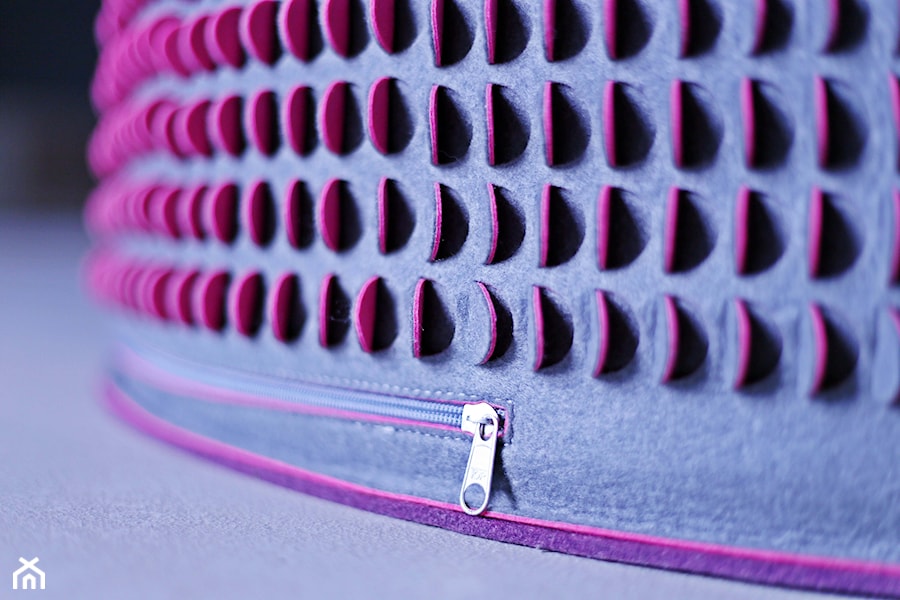 pufa śliwka - zdjęcie od Aleksandra Richert