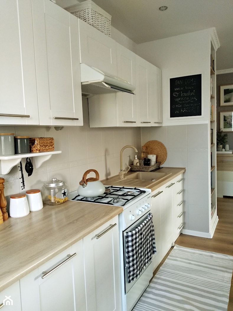 Salon z kuchnią w bloku - Mała otwarta kuchnia, styl skandynawski - zdjęcie od Olga Drozd - Homebook