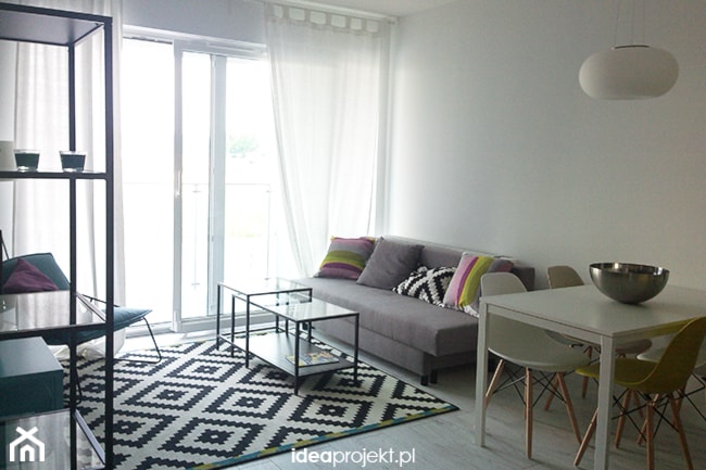 Mieszkanie pokazowe- Rotmanka - Mały biały salon z jadalnią, styl skandynawski - zdjęcie od idea projekt