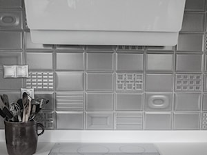 Duża kuchnia w domu jednorodzinnym - Kuchnia, styl skandynawski - zdjęcie od idea projekt
