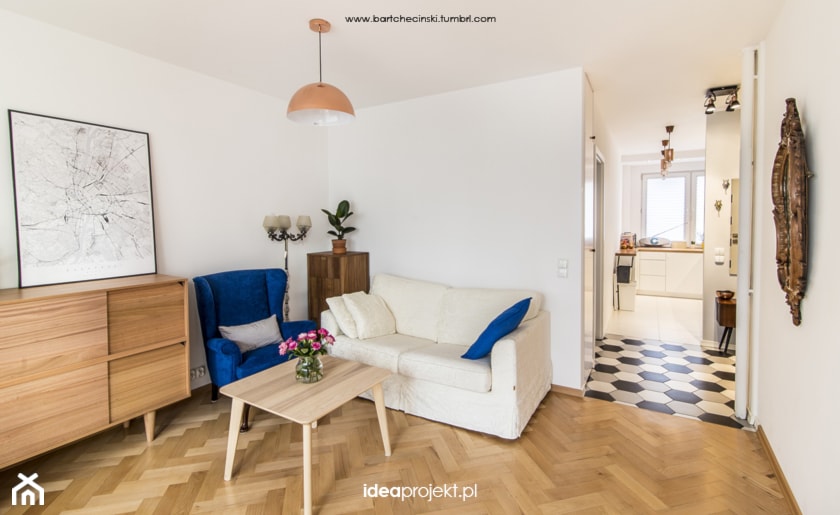 Projekt mieszkania w Gdańsku - Mały biały salon z kuchnią, styl nowoczesny - zdjęcie od idea projekt