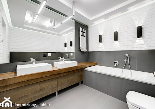 Dom jednorodzinny ul.Goplan Lublin - Duża bez okna łazienka, styl minimalistyczny - zdjęcie od Auraprojekt