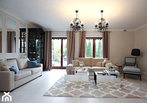 Dom w stylu Modern Classic - Duży beżowy salon, styl tradycyjny - zdjęcie od StanglewiczDizajn