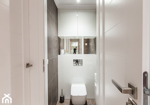 Mieszkanie na wynajem Zielona Góra - Mała bez okna łazienka, styl minimalistyczny - zdjęcie od StanglewiczDizajn