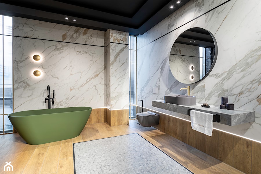 Nowoczesna łazienka z zieloną wanną i czarnymi kafelkami - zdjęcie od Maxfliz Salony Wyposażenia Wnętrz