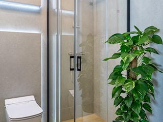 Mała łazienka w bloku z prysznicem – funkcja i minimalizm